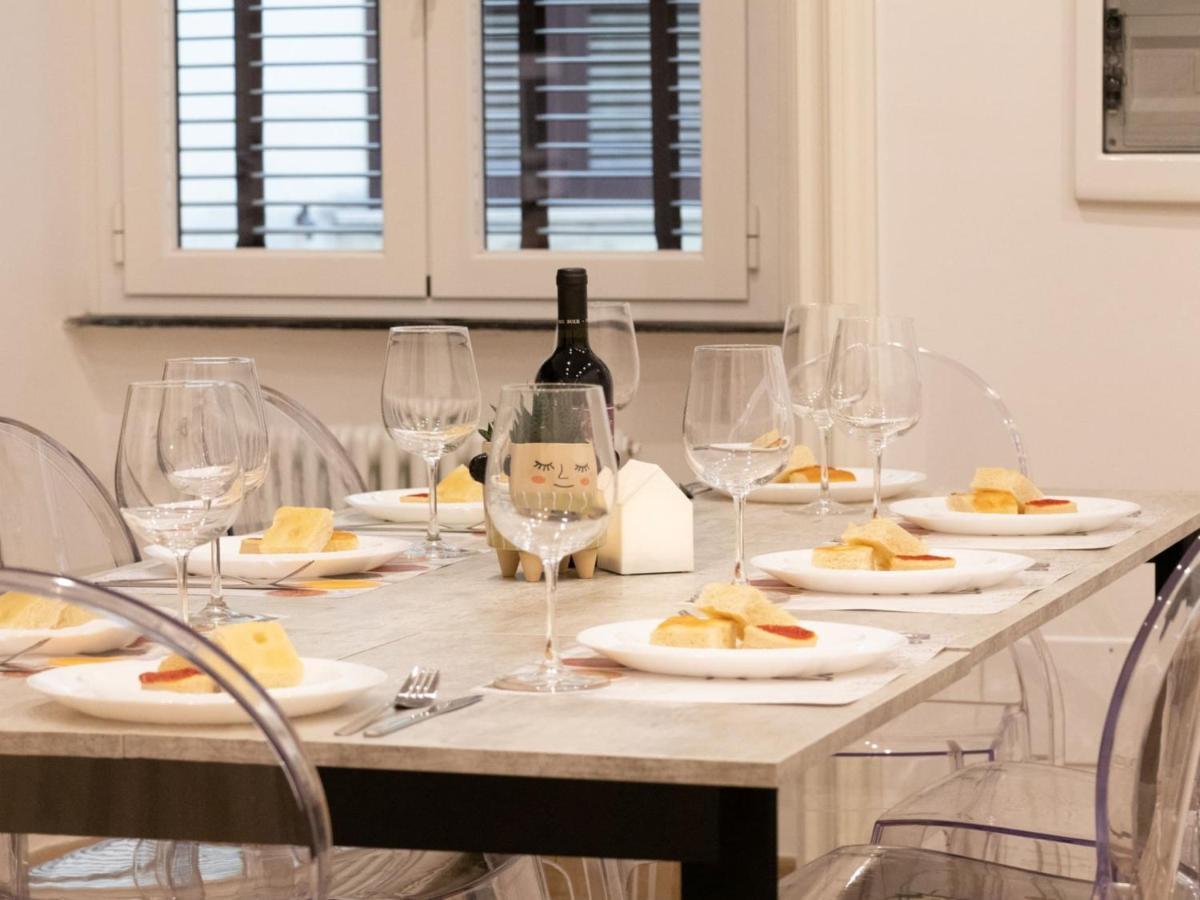 The Best Rent - Elegant Five-Bedrooms Apartment Near Colosseo Rom Eksteriør billede